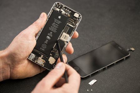 Iphone 6s Plus reparatie, Accu vervangen